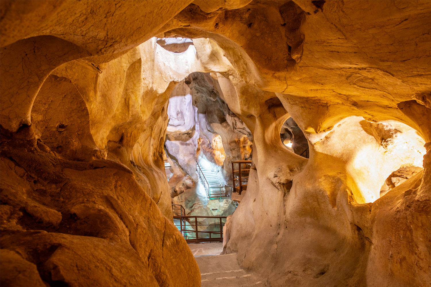 cueva del tesoro malaga